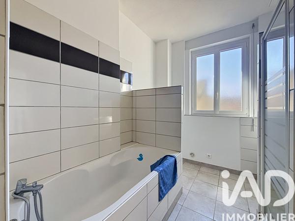 Location maison 5 pièces 135,5 m² Lucenay-lès-Aix