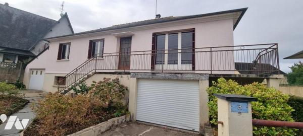 LA GUERCHE DE BGNE - Centre ville - Maison avec terrain