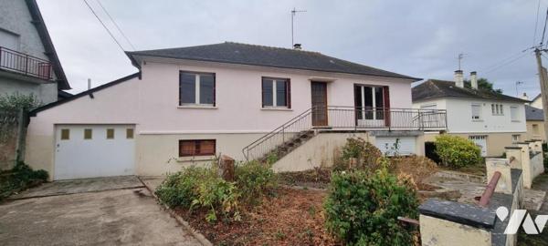 LA GUERCHE DE BGNE - Centre ville - Maison avec terrain