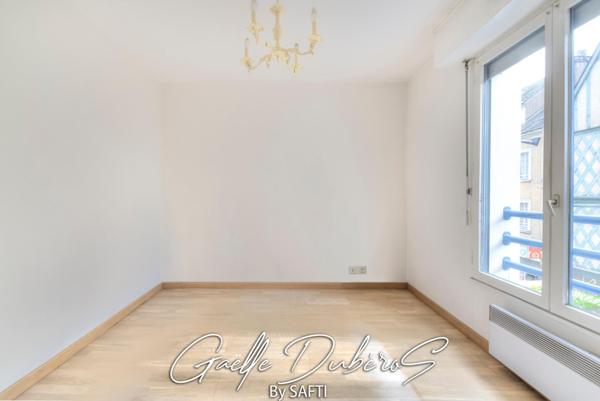 Bel appartement avec parking privé ***Pré visite 3D disponible sur demande***