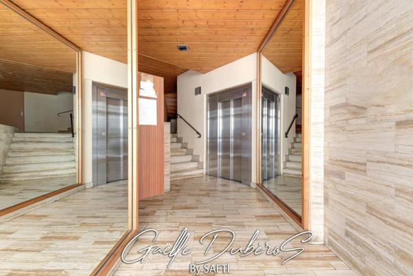 Bel appartement avec parking privé ***Pré visite 3D disponible sur demande***