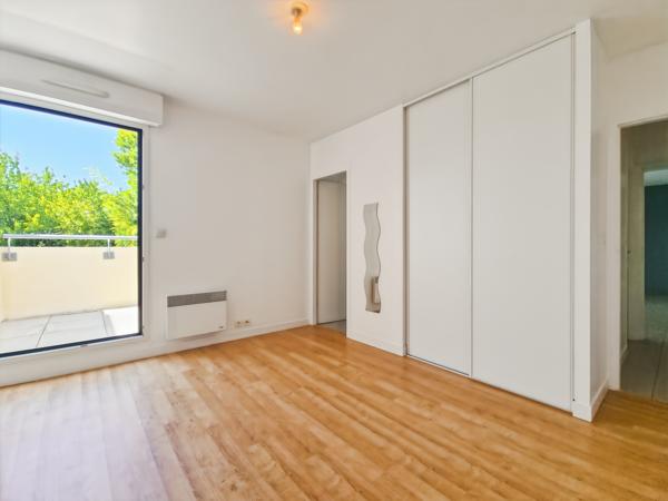 Appartement
         2 pièces
        - 54 m² Exclusivité 186 500 € *