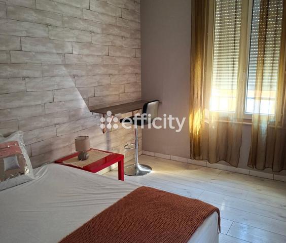 Immeuble
        
        - 560 m² 1 390 000 € *