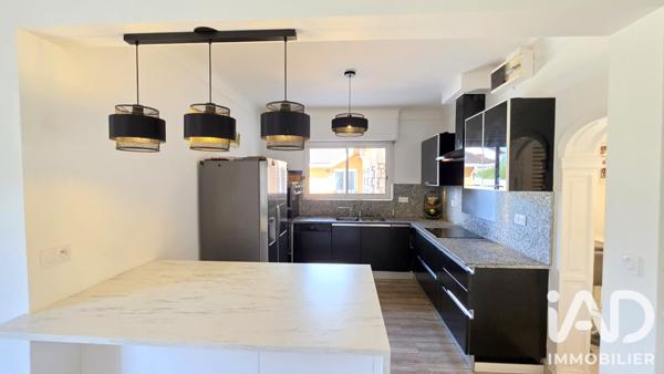 Maison à vendre 6 pièces 143 m² Urt