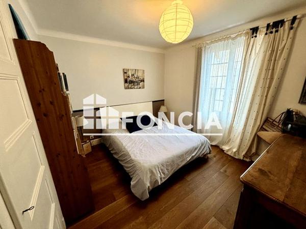 À vendre Maison 5 pièces 185 m² - Gex 01170