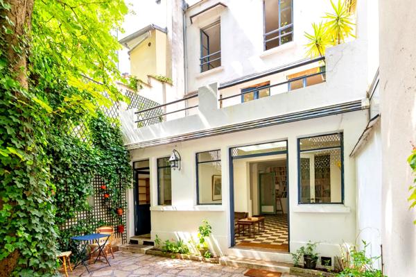 Maison Paris 18 e - MONTMARTRE / BATIGNOLLES