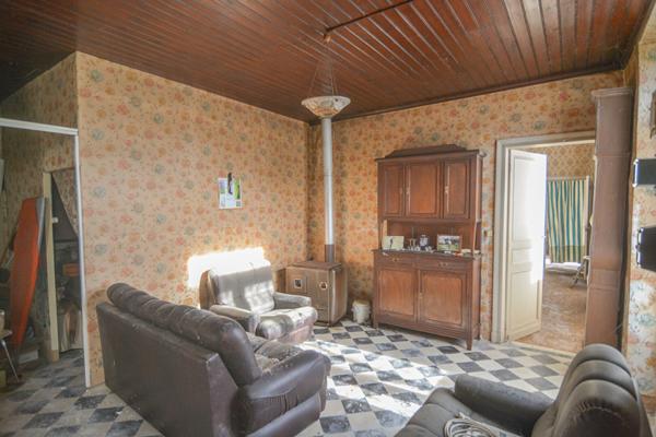 Maison Échoppe en pierre à rénover de 207m2 en impasse - Quartier de "Gajac" - Fort potentiel d'évolution ! 207 m²