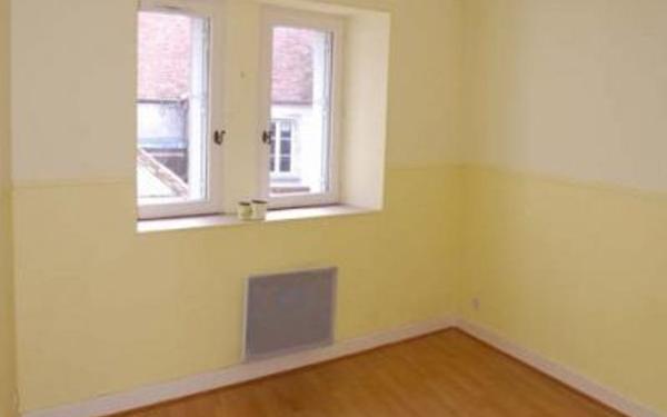 Maison à louer    3 pièces •  Sancerre