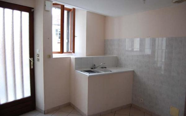 Maison à louer    3 pièces •  Sancerre