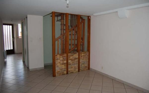 Maison à louer    3 pièces •  Sancerre