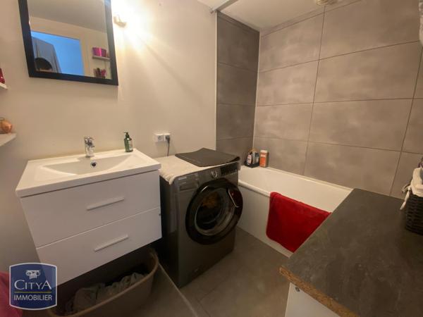 Maison à louer 3 pièces 73.17m² Anzin (59410)