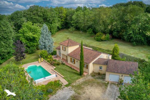 Maison 344 784 € Salviac 5 p 162 m² DPE B