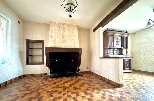 Maison à rénover de type 3 et véranda