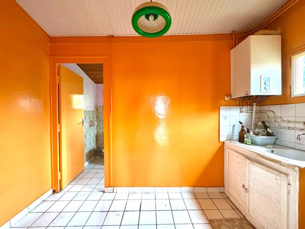 Maison à rénover de type 3 et véranda