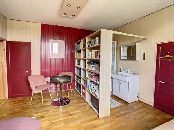 Maison de charme de 200 m² avec jardin et annexes – entre Tours et Amboise