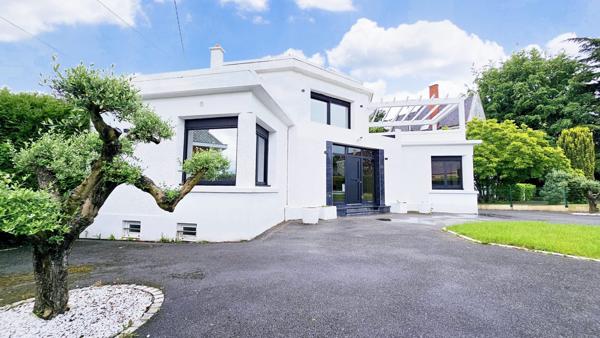 Maison d'Architecte - 2 Chambres - 2 Sdb - Garage - Jardin 2700 m2