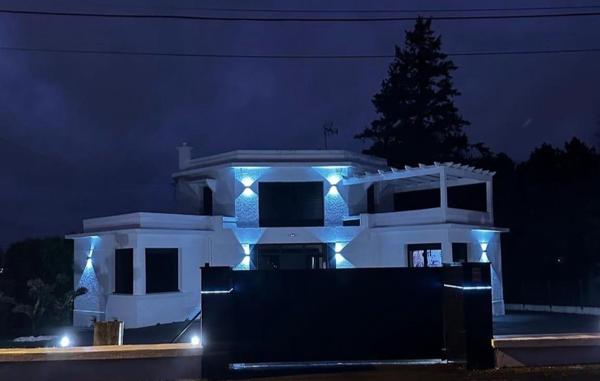 Maison d'Architecte - 2 Chambres - 2 Sdb - Garage - Jardin 2700 m2