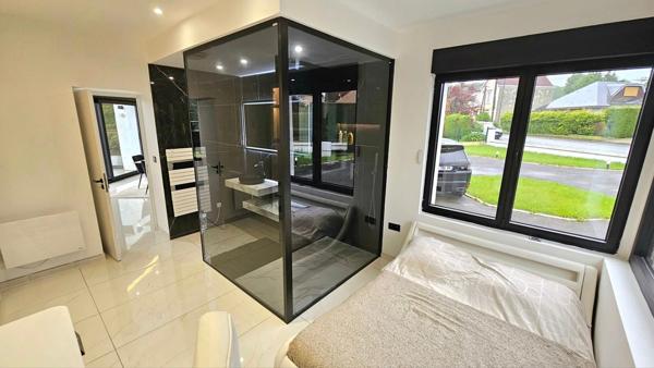 Maison d'Architecte - 2 Chambres - 2 Sdb - Garage - Jardin 2700 m2