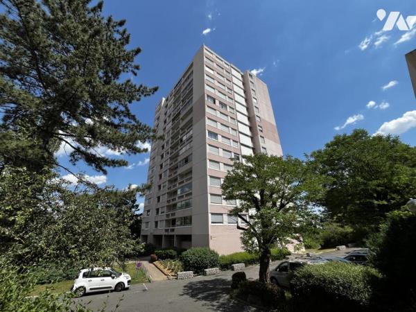 APPARTEMENT TYPE II, secteur Tire Pesseau, 13ème étage avec annexes