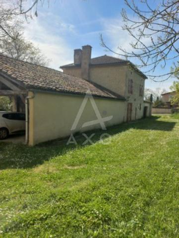 Situation privilégiée pour cette propriété de charme