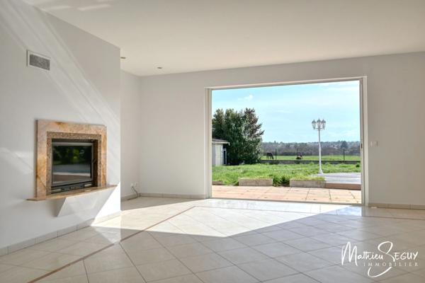 Maison à vendre 4 pièces GREZIEU LA VARENNE (69)- Maison P4 avec piscine