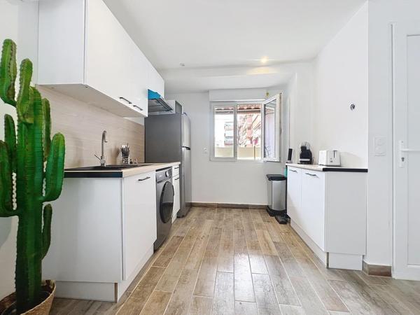 Appartement rénové à CAGNES SUR MER (06800)