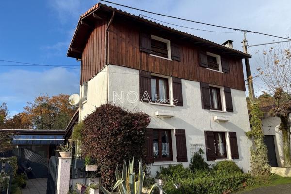 Maison sur le port de Cassy