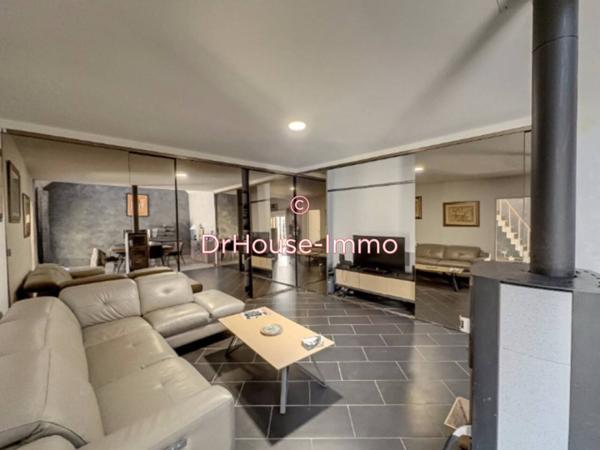 Maison à vendre 10 pièces de 228 m²