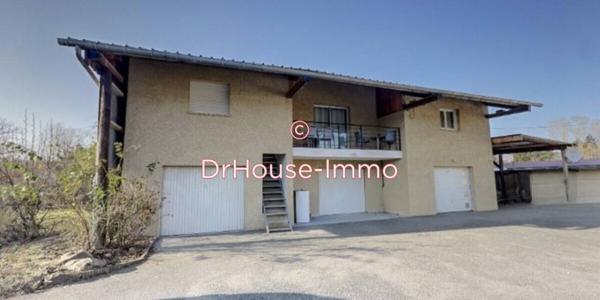 Maison à vendre 10 pièces de 228 m²