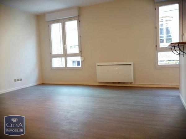 Location appartement Charleville-Mézières (08000) 1 pièce 29.93m²