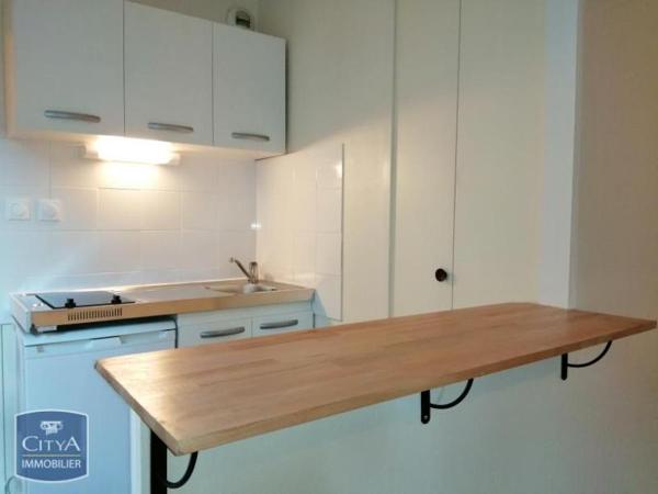 Location appartement Charleville-Mézières (08000) 1 pièce 29.93m²