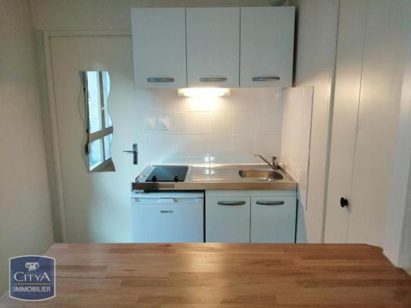 Location appartement Charleville-Mézières (08000) 1 pièce 29.93m²