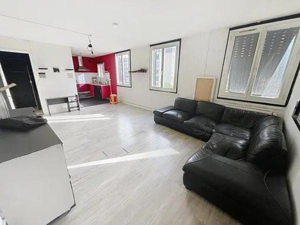 STAINS / LE GLOBE : APPARTEMENT 3PIECES ET CAVE