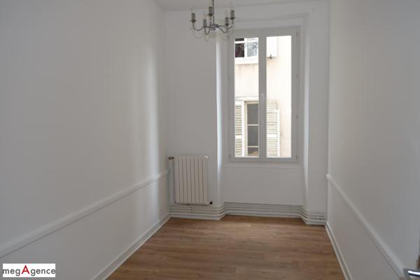 Appartement à TULLE, 19000 - 6 pièces 162m²