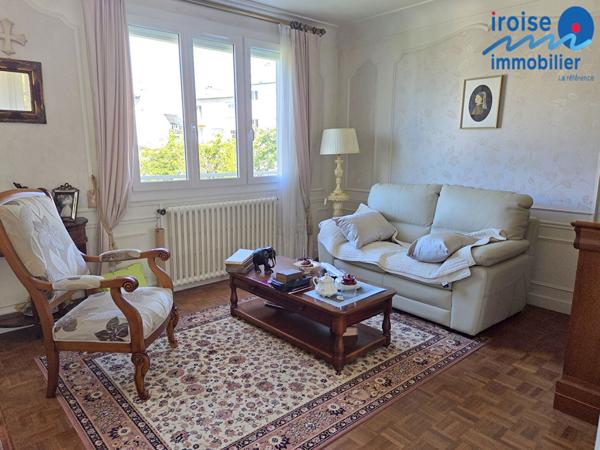 MAISON T5 SUR SOUS SOL