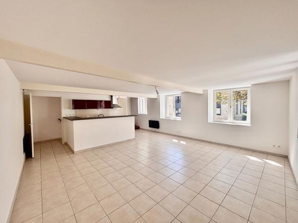 BELPECH - À louer - Maison T4 sur deux niveaux avec garage