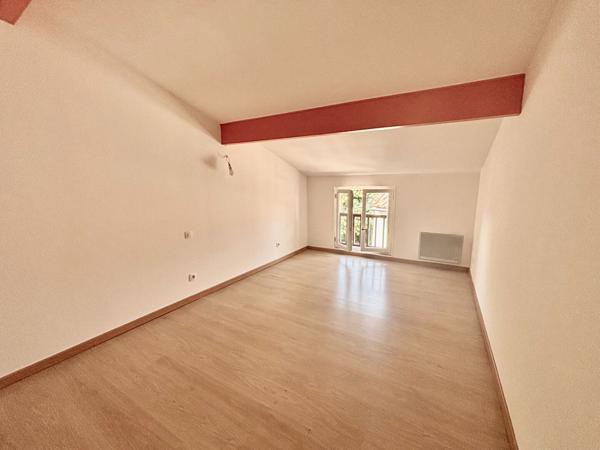 BELPECH - À louer - Maison T4 sur deux niveaux avec garage