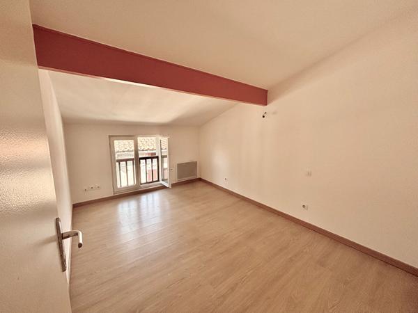 BELPECH - À louer - Maison T4 sur deux niveaux avec garage