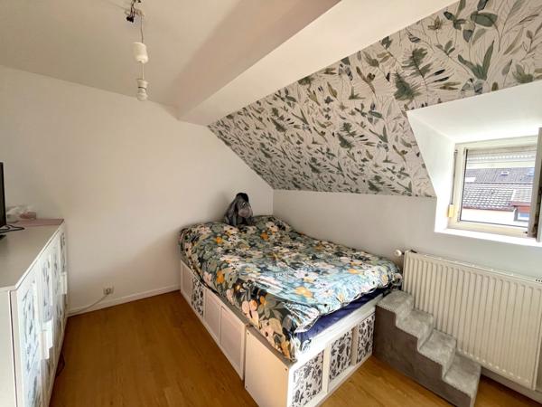 Maison
                                                                                                                                                                                                                                                                                                                        3 pièce(s)                                                                                                                                                                                                          2 chambre(s)                                                                                                                                                                                                          58  m²