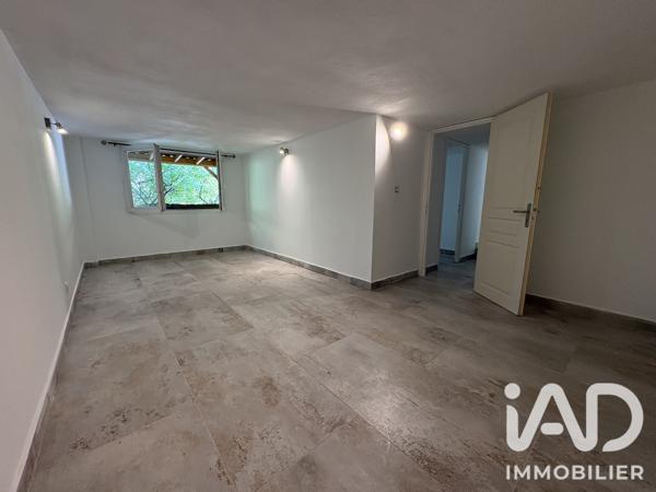 Appartement à vendre 3 pièces 63 m² Fréjus