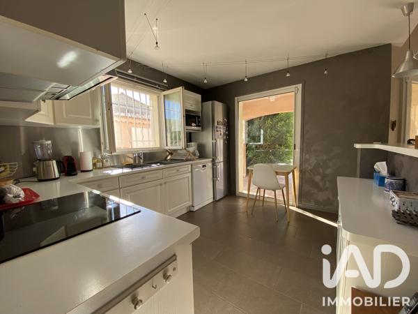 Maison à vendre 5 pièces 170 m² Eyguières