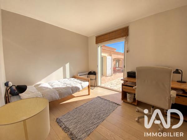 Maison à vendre 5 pièces 170 m² Eyguières