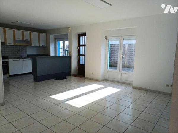 MAISON DE PLAIN-PIED A LARMOR-PLAGE