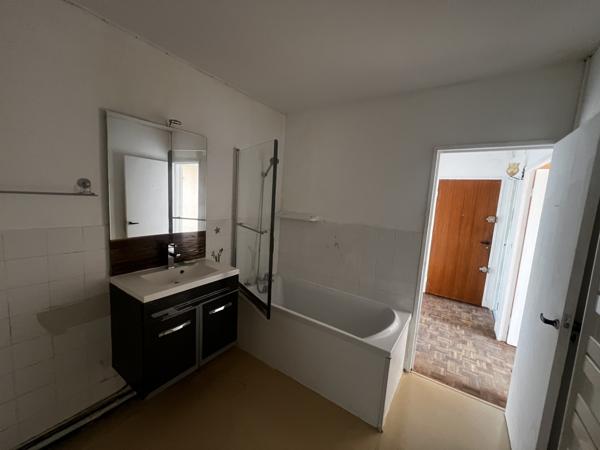 APPARTEMENT T3 - 5ème étage avec ascenseur - CAVE