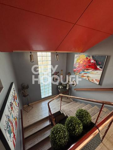 Maison d'architecte en Hyper centre ville de Challans 193m²