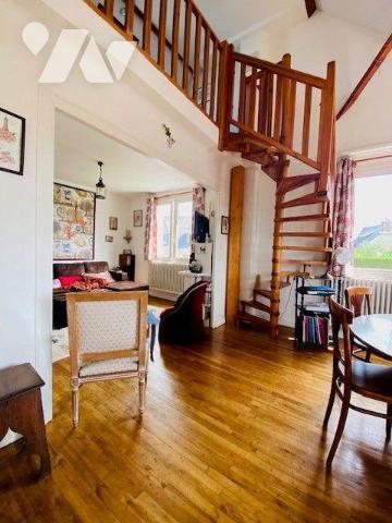 Maison à Vendre à Perros-Guirec (22700) en Côtes-d'Armor (22), de 123 m² habitables sur 458m² d...