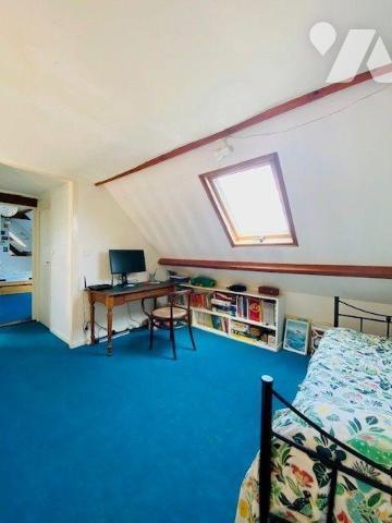 Maison à Vendre à Perros-Guirec (22700) en Côtes-d'Armor (22), de 123 m² habitables sur 458m² d...