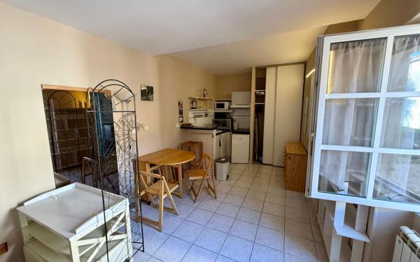 Appartement à vendre    1 pièce • 23,70 m2 La Rochelle