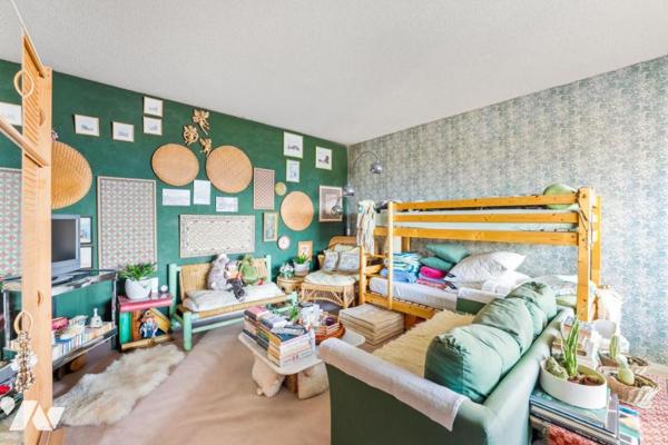 Appartement duplex d’exception à Saint-Julien-en-Genevois – Type 8, 158 m², terrasse de 113 m²