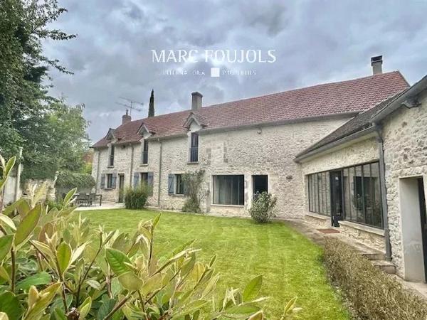 Maison en pierre meublée à15′ de Senlis